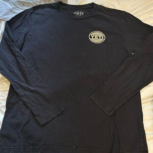 Large yeti men’s black t shirt euc duck